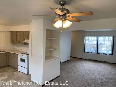 Main picture of 1215 E Kilbourn Ave