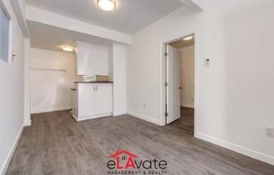 Main picture of 2036 Chariton St