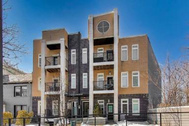 Main picture of 1220 19th St NE