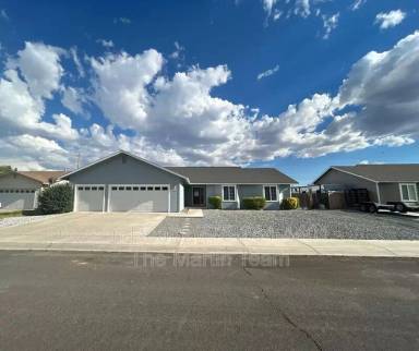 Main picture of 455 Mallard Way