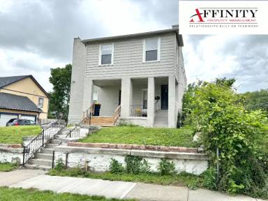 Main picture of 2512 E 11th St