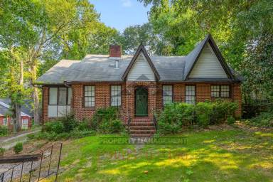Main picture of 1925 13th St