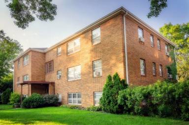 Main picture of 3551 Huntington Ave