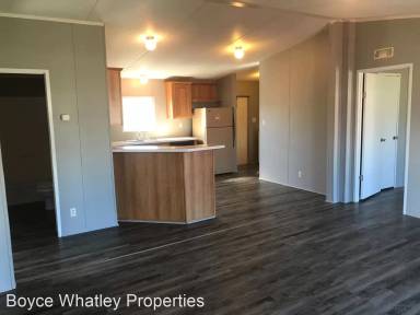 Main picture of 104 Krobot Cir