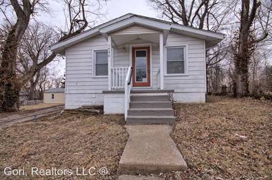 Main picture of 1420 Eberhart Ave
