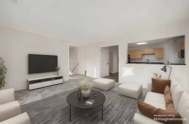 Main picture of 906 W 26th St