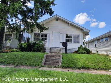Main picture of 1831 S Washington St