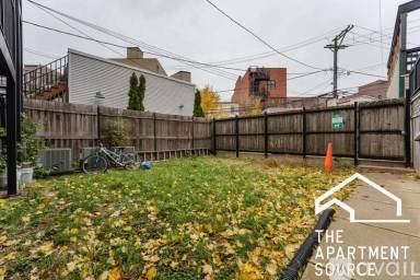 Main picture of 2657 N Spaulding Ave