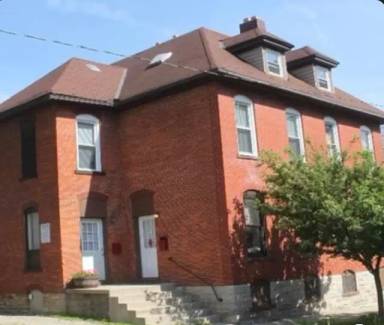 Main picture of 1438 Hunter Ave