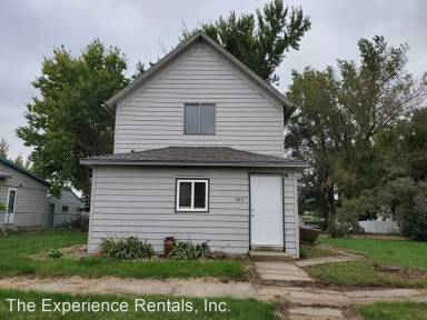Main picture of 305 E 1st St