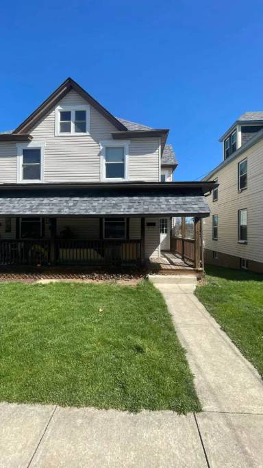 Main picture of 410 Parker Ave