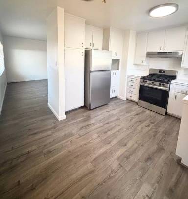 Main picture of 232 1/2 S G St