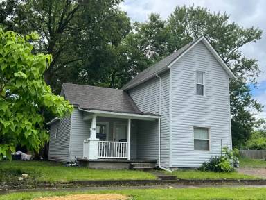 Main picture of 313 E Rose St