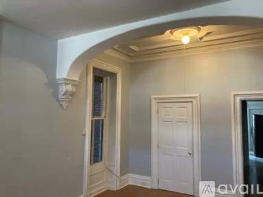 Main picture of 241 2nd St