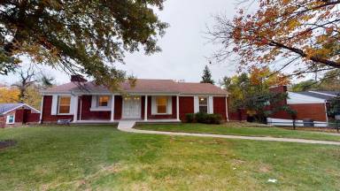 Main picture of 5818 Kenwood Rd