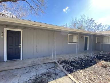 Main picture of 1005 Mission Dr