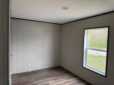 Main picture of 136 Court Rd