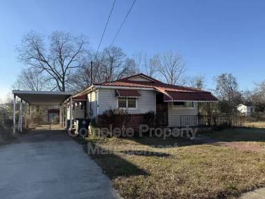 Main picture of 3348 34th St N