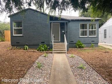 Main picture of 735 E 2nd Ave