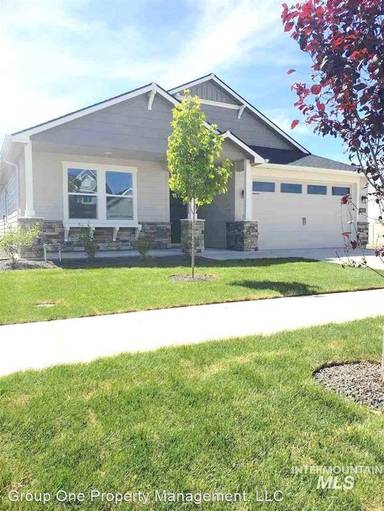 Main picture of 8039 S Gold Bluff Ave