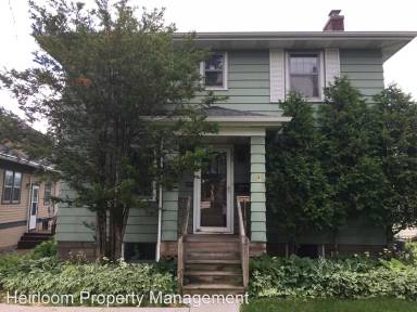 Main picture of 1830 W Kent Rd