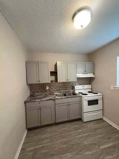 Main picture of 1016 Sunglo Dr