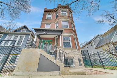 Main picture of 1657 N Francisco Ave