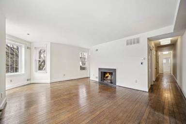 Main picture of 1400 Constitution Ave NE