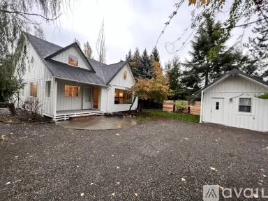 Main picture of 17303 SE 3rd St