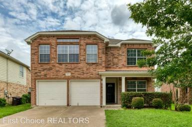 Main picture of 8505 Yellow Buckeye Dr