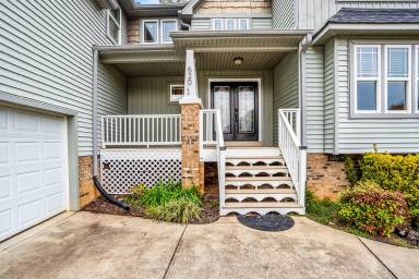 Main picture of 520 Ruth Cir