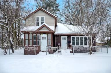 Main picture of 314 Washington Ave