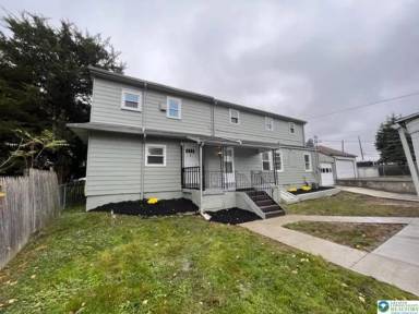 Main picture of 1240 Pembroke Rd