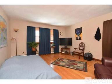 Main picture of 2308 Parmenter St