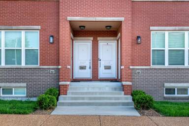 Main picture of 3327 Park Ave
