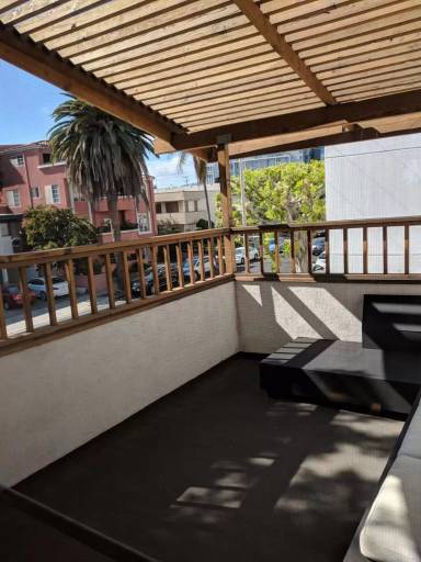 Main picture of 1238 Barry Ave