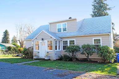 Main picture of 9134 SE Ankeny St