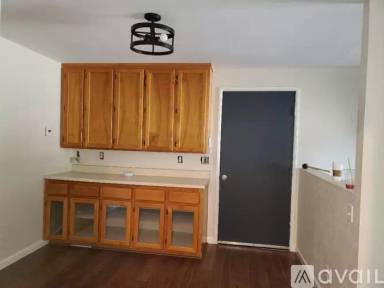 Main picture of 13192 Bryant St