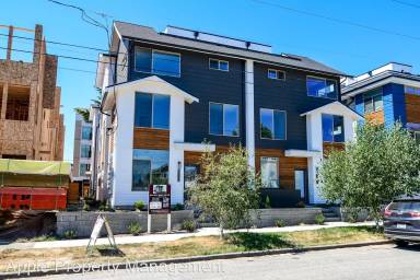 Main picture of 8015 Mary Ave NW