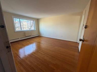 Main picture of 134 Adelaide St