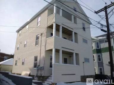 Main picture of 30 King Philip Rd