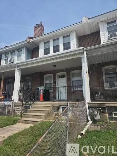 Main picture of 1447 Lawrence Rd