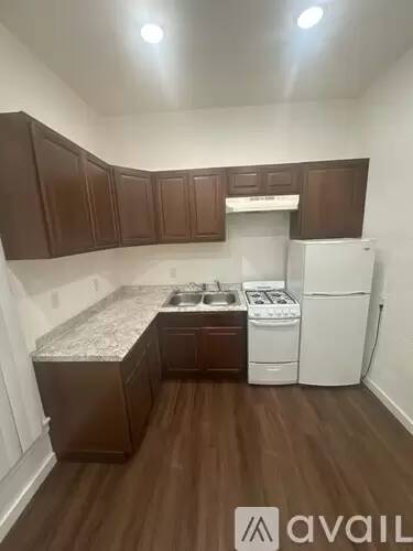 Main picture of 246 17th St SE