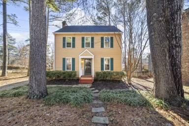 Main picture of 7404 N Thorncliff Pl