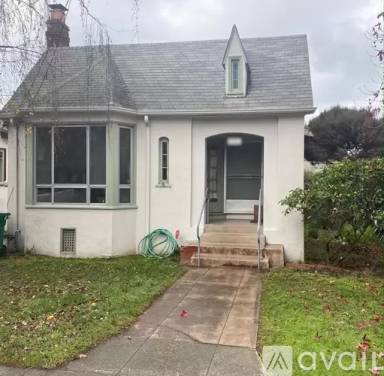 Main picture of 534 Curtis St