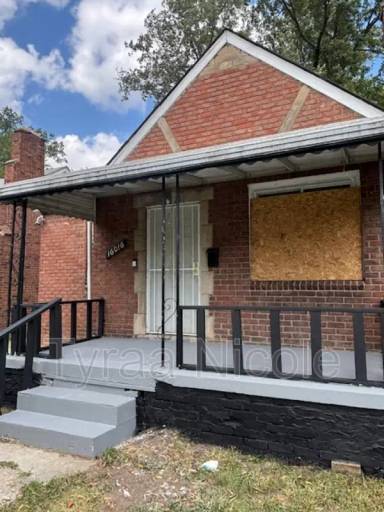 Main picture of 16016 Chalfonte St