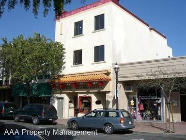Main picture of 723 Main St