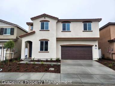 Main picture of 36443 Shine Dr
