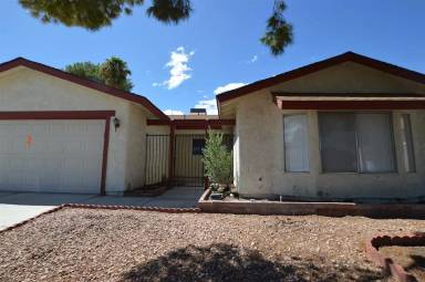 Main picture of 3925 Ebro Way