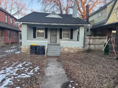 Main picture of 5629 Wayne Ave